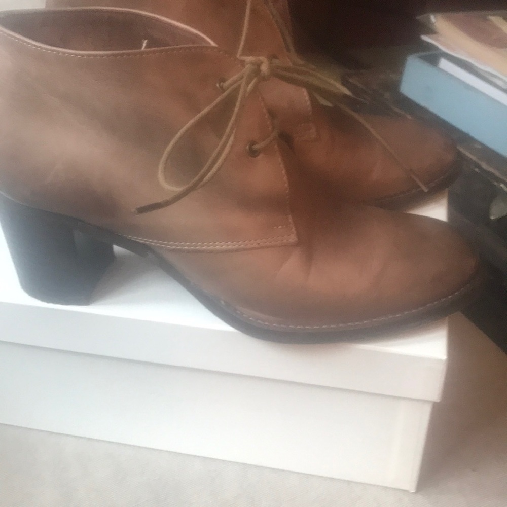 Kokos Leather Shoes
